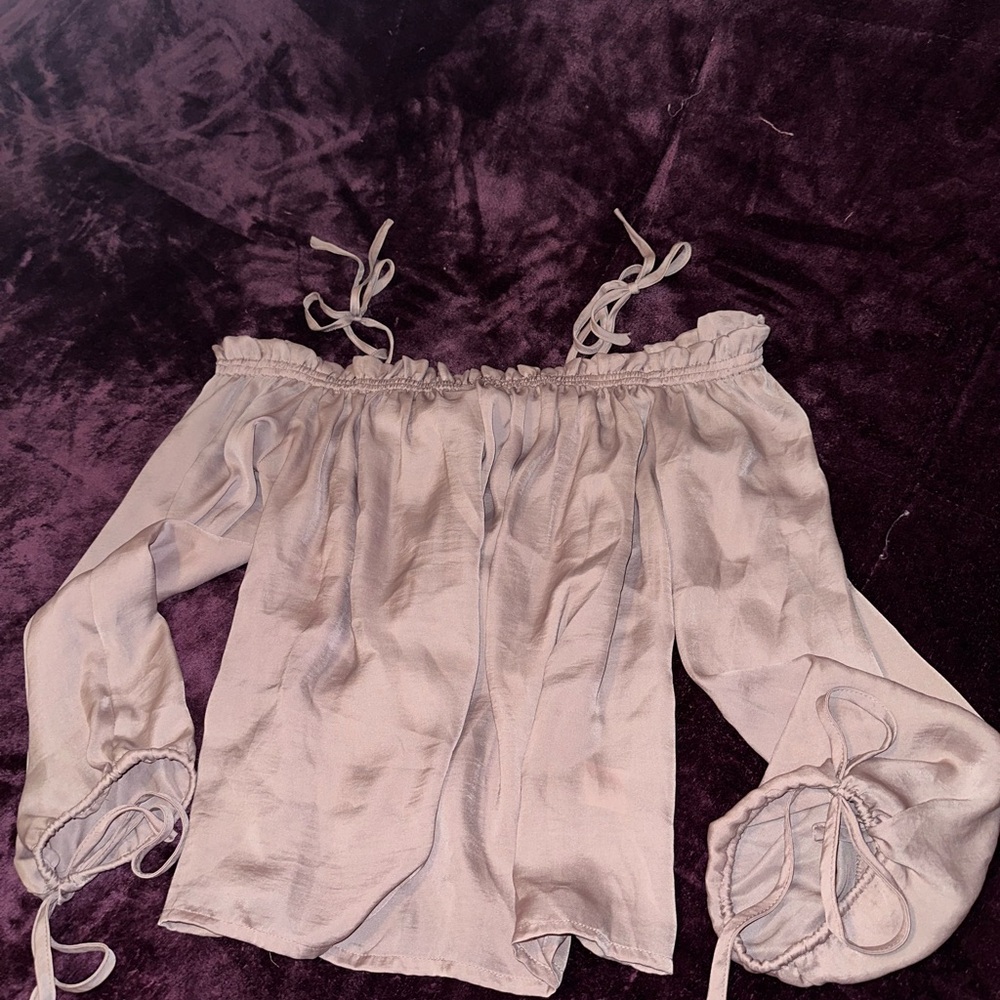 Super cute, worn once, not my style
